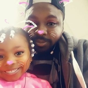 Meet your Posher, Dominique